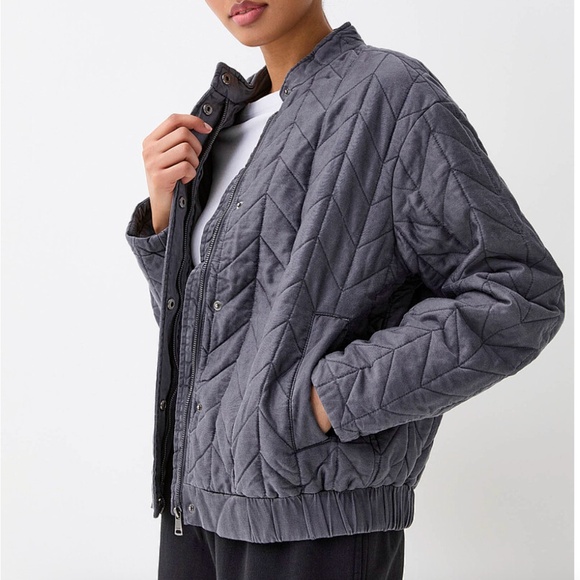 Only gray charcoal chevron pattern denim quilted jacket NWT - Picture 1 of 14